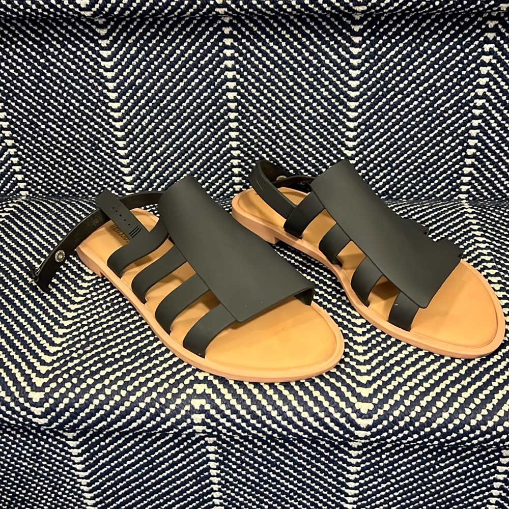Like New Melissa Jelly Sandals
